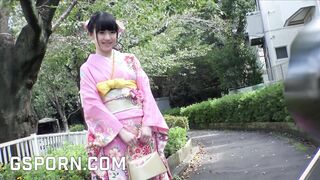 18yo japanese Yuna Himekawa dressed in kimono like blowjob and deep creampie